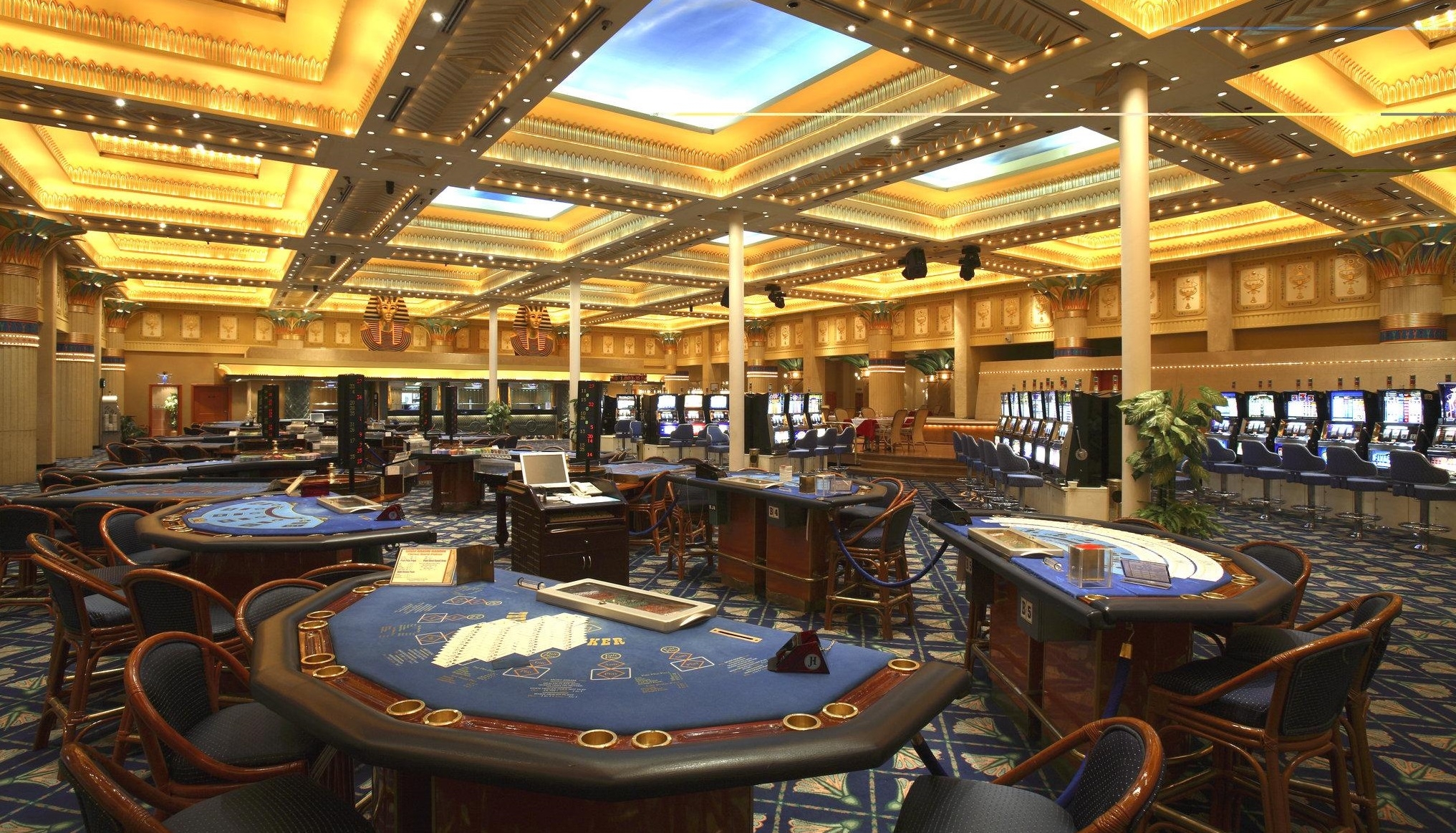 Игорный зал казино Sinai Grand в Шарм-эль-Шейхе