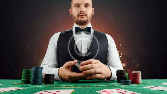 Провокация дилера на ошибку с помощью психологических методов