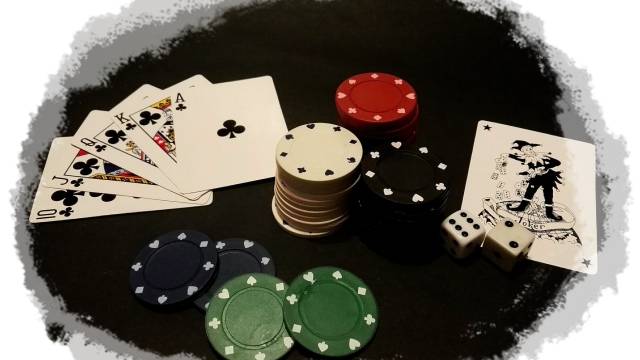 Вызывает ли зависимость игра в покер?