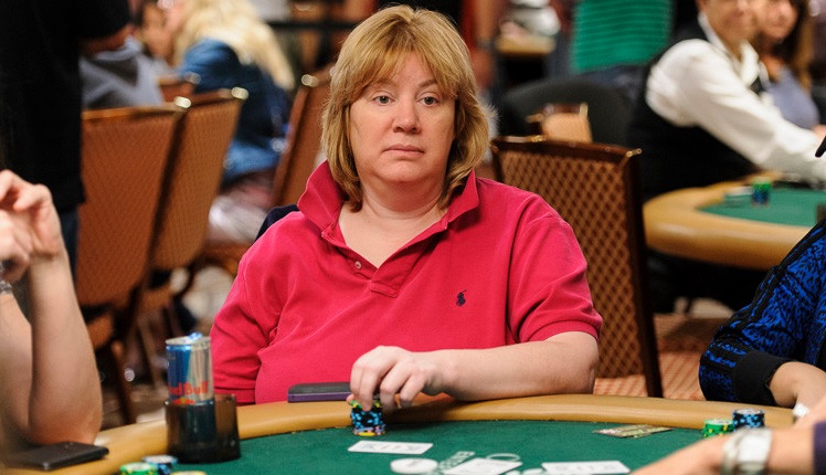 женщины в покере - Кэти Либерт