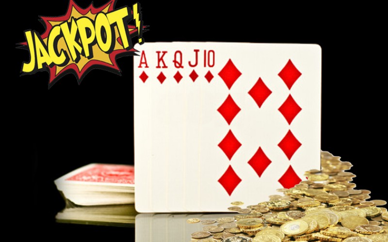 покер джекпот комбинация флэш-роял