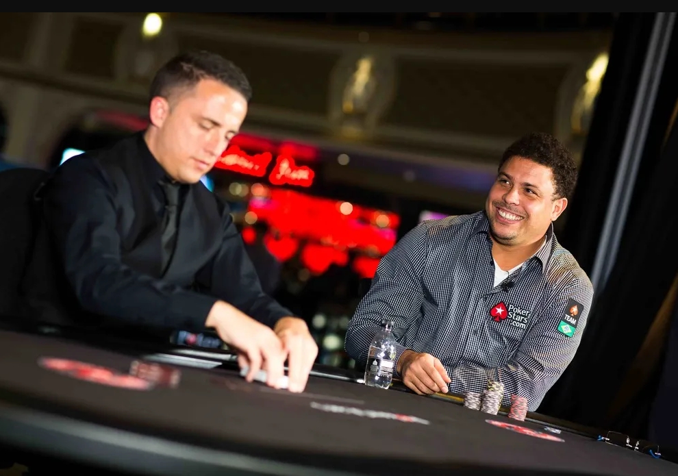 бразилец Роналдо представитель PokerStars
