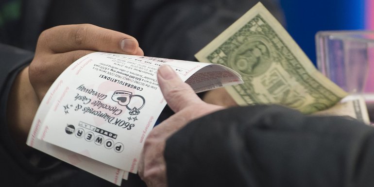 выигрыш лотерейного джекпота