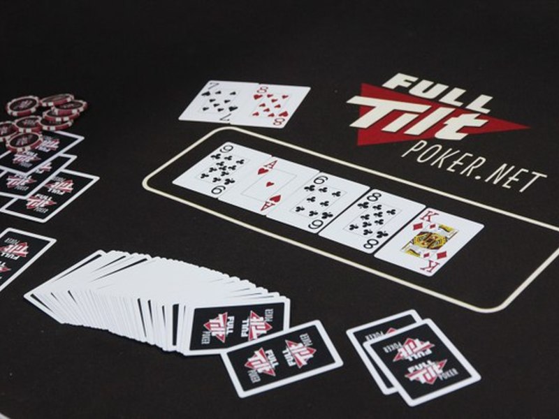 покер рум Full Tilt Poker