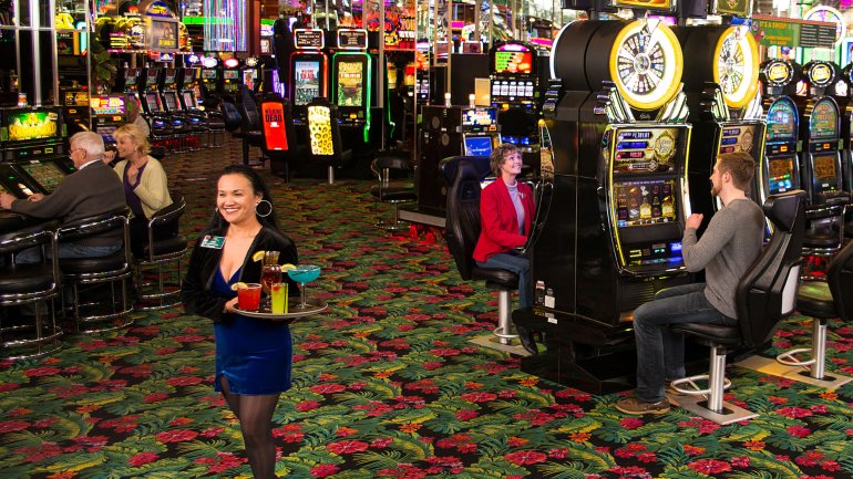 игры на реальные деньги на слот-машинах