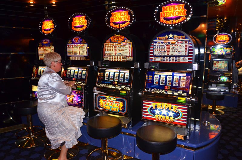 первые однорукие бандиты