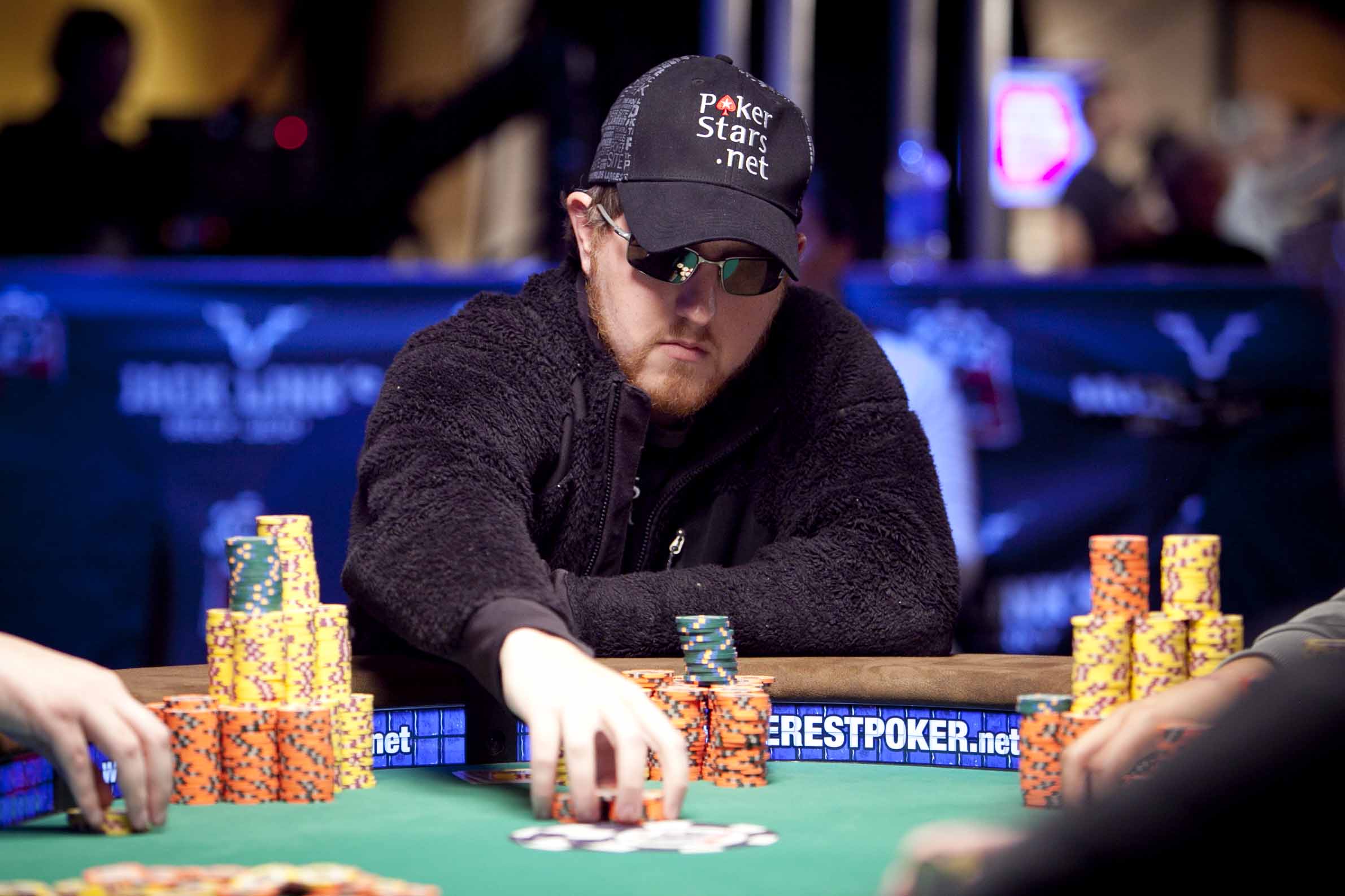 тайтово-агрессивный стиль игры в покере