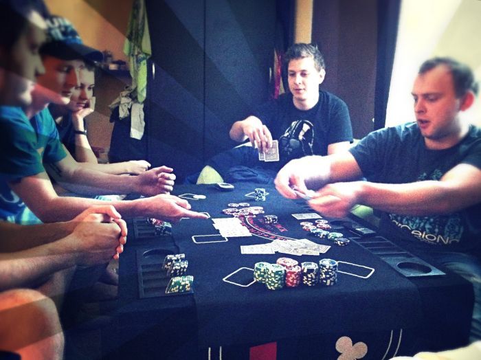 Домашний покерный турнир